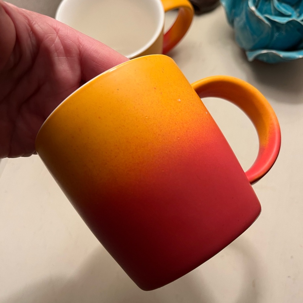 ROOT7 mugs, pair
Orange and red